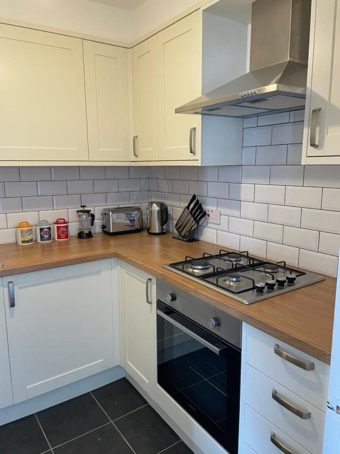 Light And Airy 1 Bedroom Flat 700M From The Beach ボーンマス エクステリア 写真