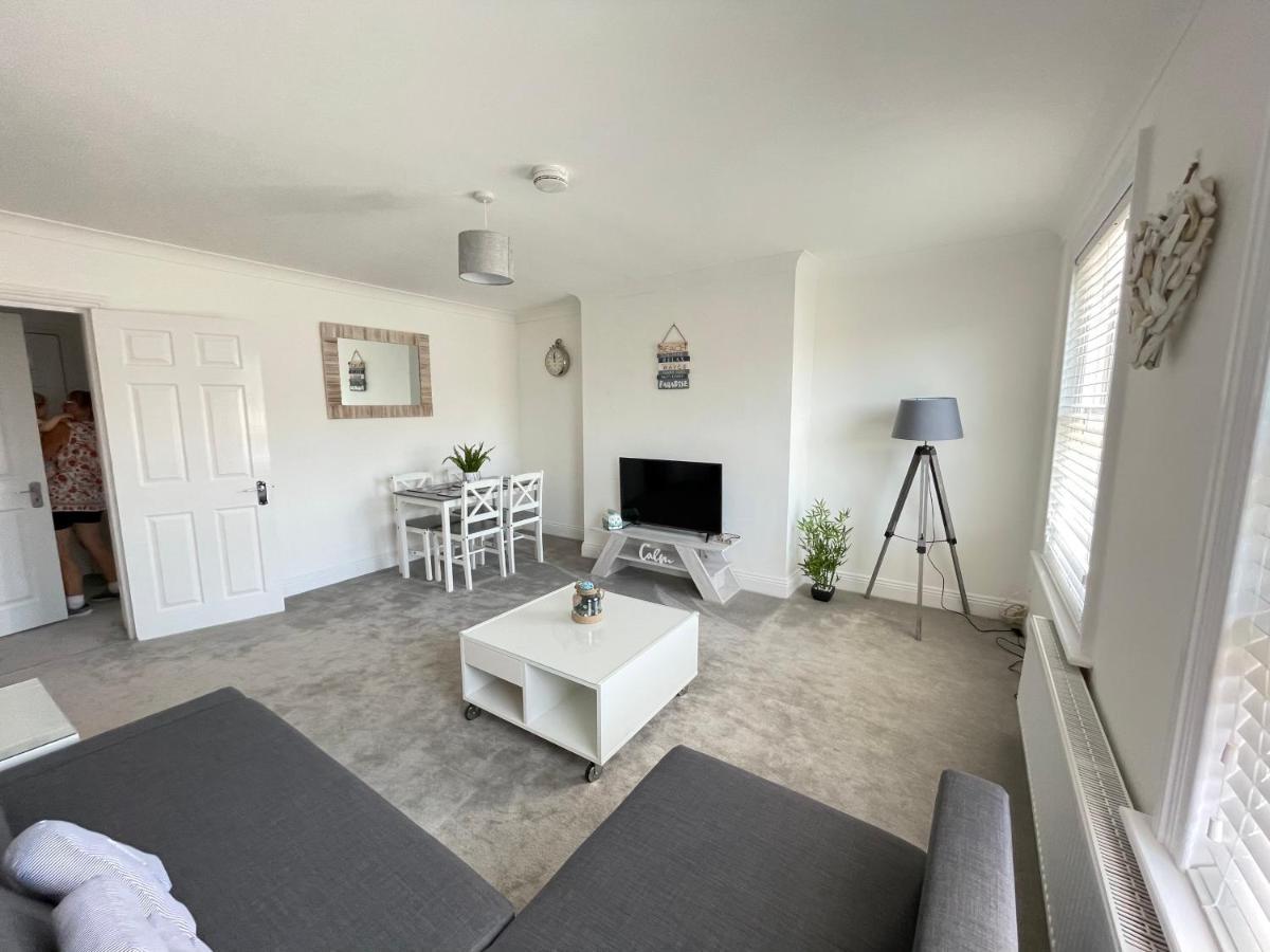 Light And Airy 1 Bedroom Flat 700M From The Beach ボーンマス エクステリア 写真