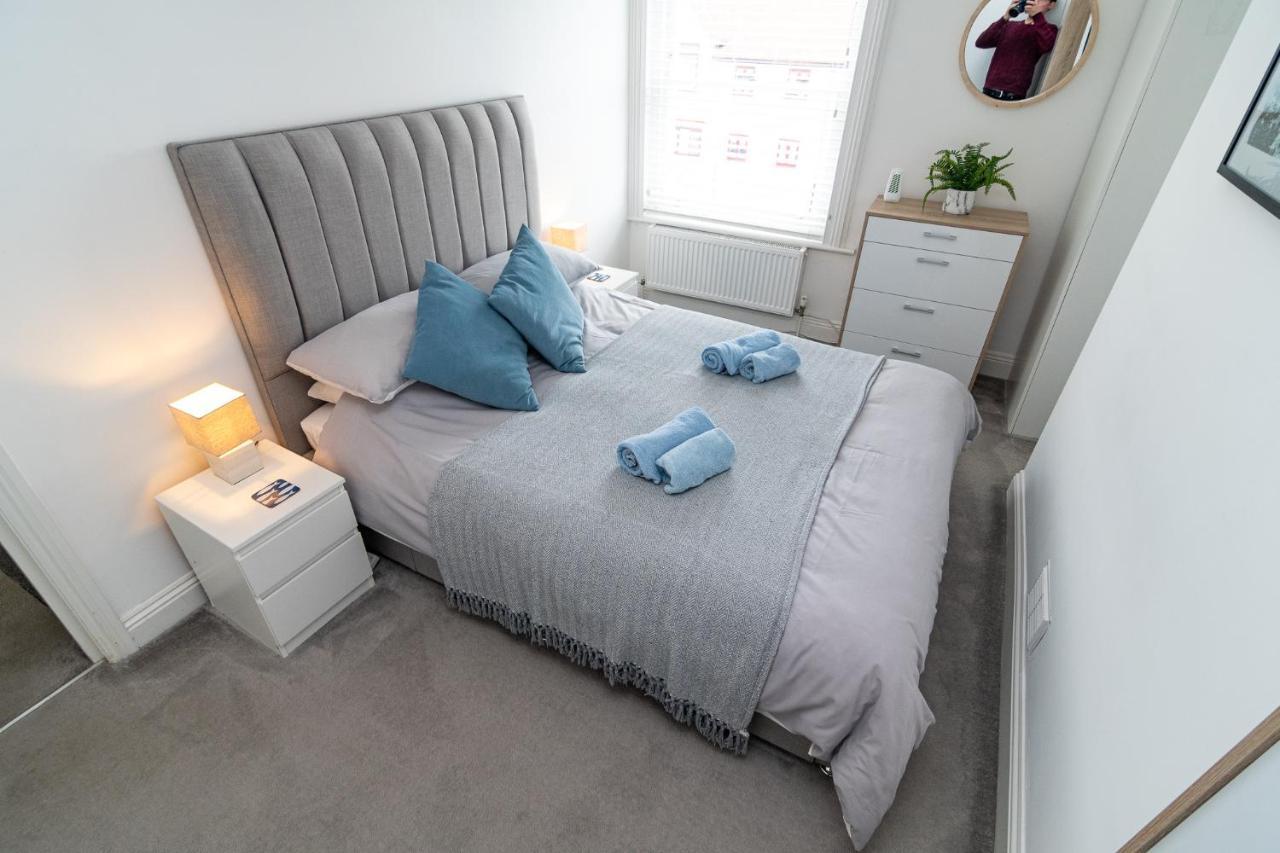 Light And Airy 1 Bedroom Flat 700M From The Beach ボーンマス エクステリア 写真