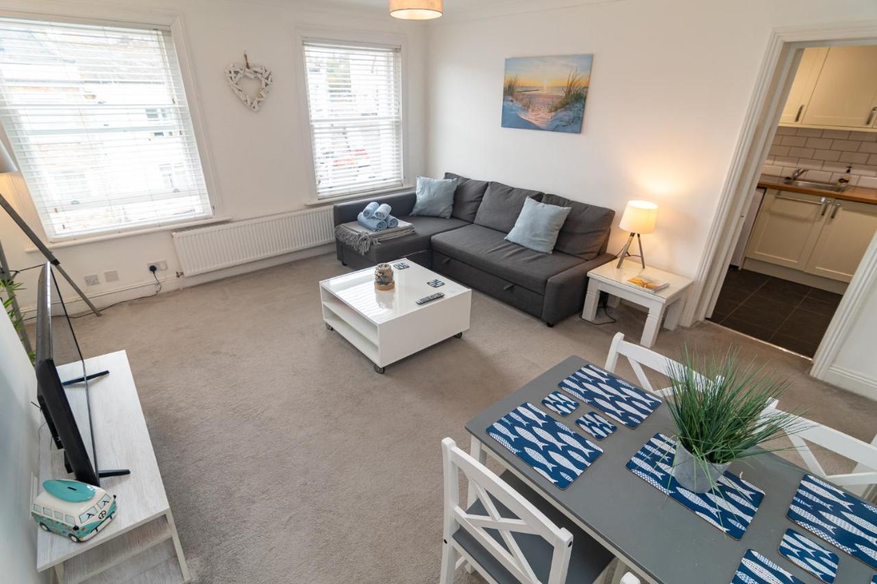 Light And Airy 1 Bedroom Flat 700M From The Beach ボーンマス エクステリア 写真